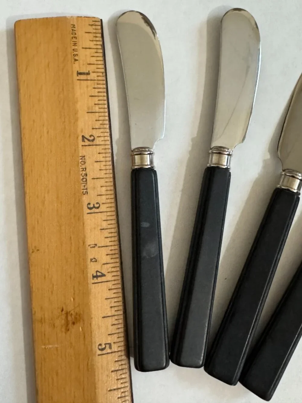 4 Butter/Cheese Spread Knives Stainless Steel Italy Vintage